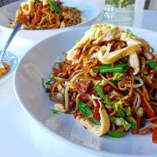 Chicken Fried Noodles - Mauritian Style