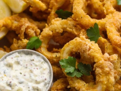 Crispy Calamari with Tartare Sauce